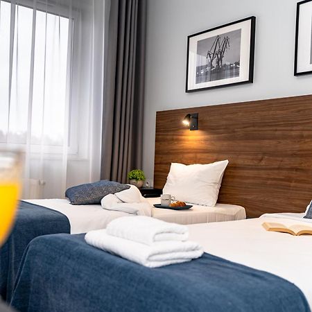 Sleep Port B&B - Bezplatny Parking Гданьск Экстерьер фото