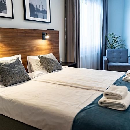Sleep Port B&B - Bezplatny Parking Гданьск Экстерьер фото