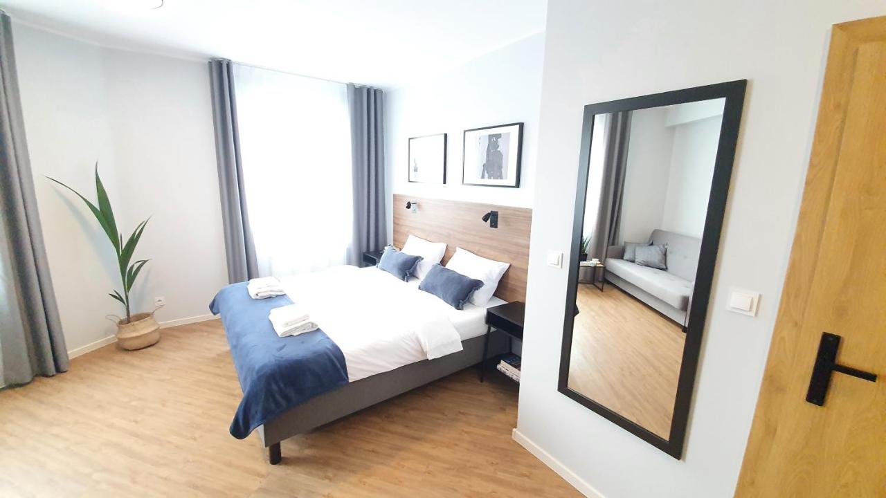 Sleep Port B&B - Bezplatny Parking Гданьск Экстерьер фото