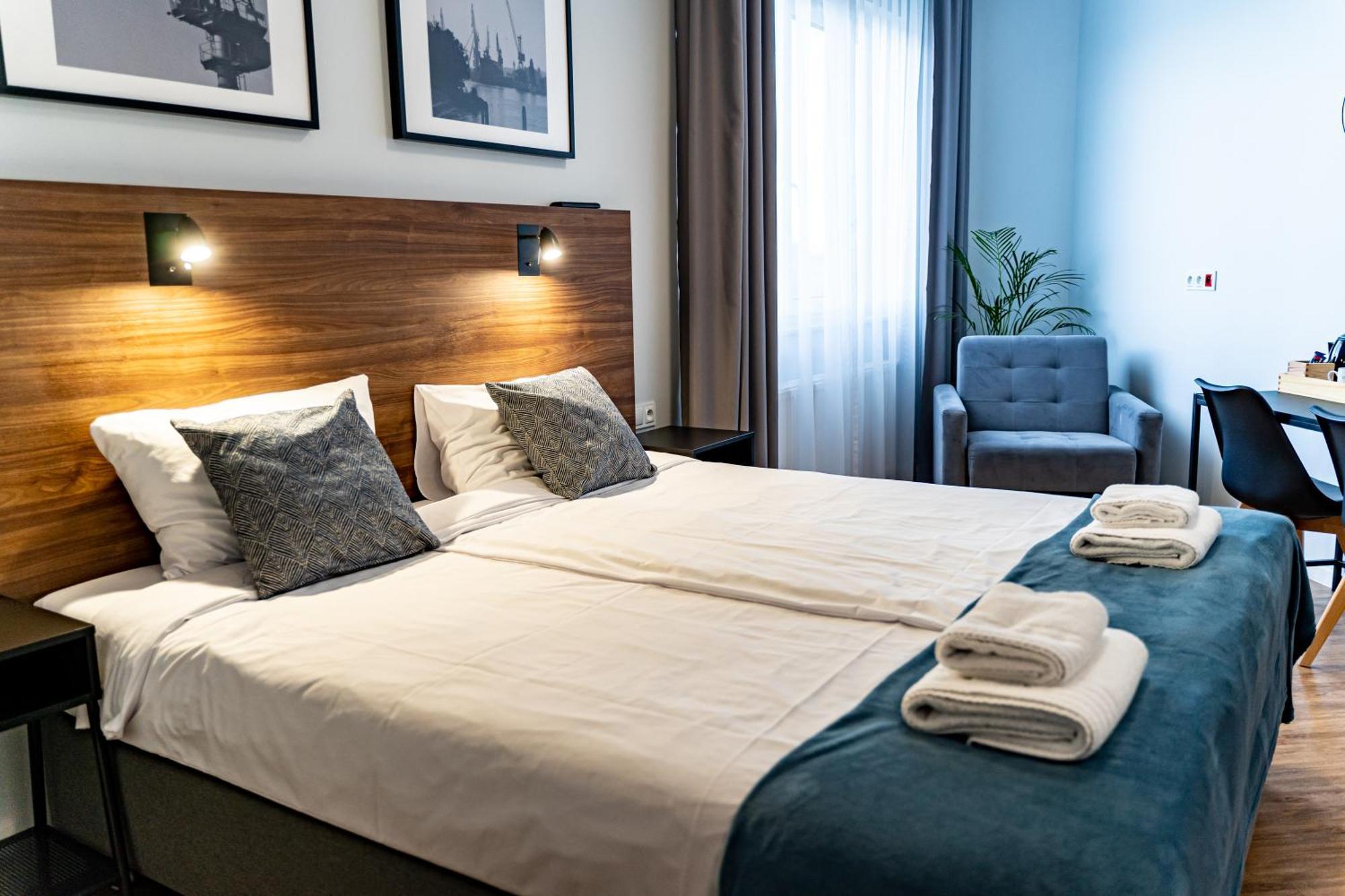 Sleep Port B&B - Bezplatny Parking Гданьск Экстерьер фото